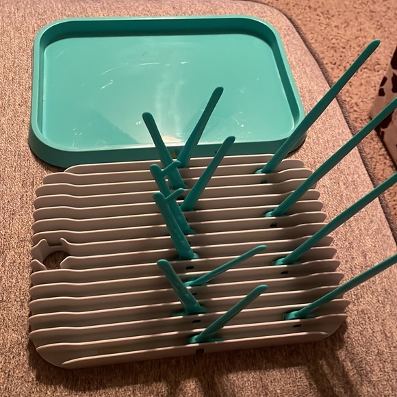 Baby Feet Bottle Drying Rack with drain tray - Picture 6 of 10